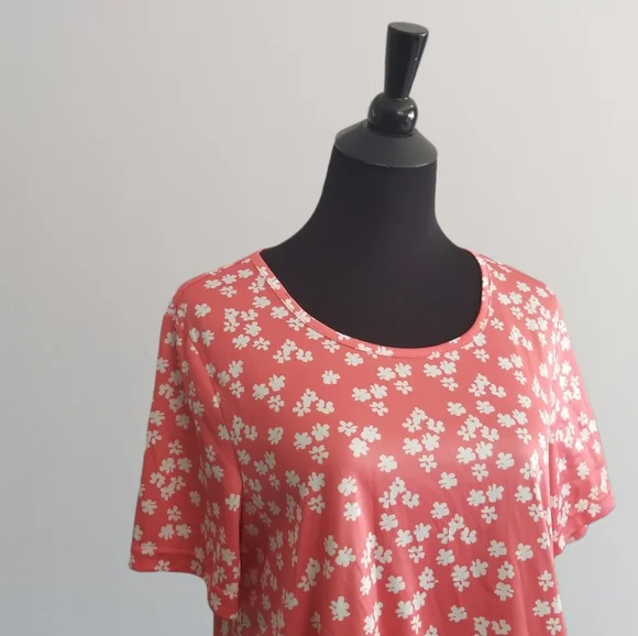 Blair Floral Top - Picture 2 of 9